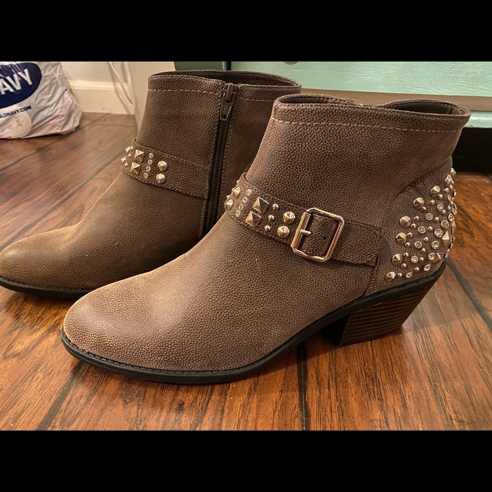 NWOT: Cato Booties, Size 11